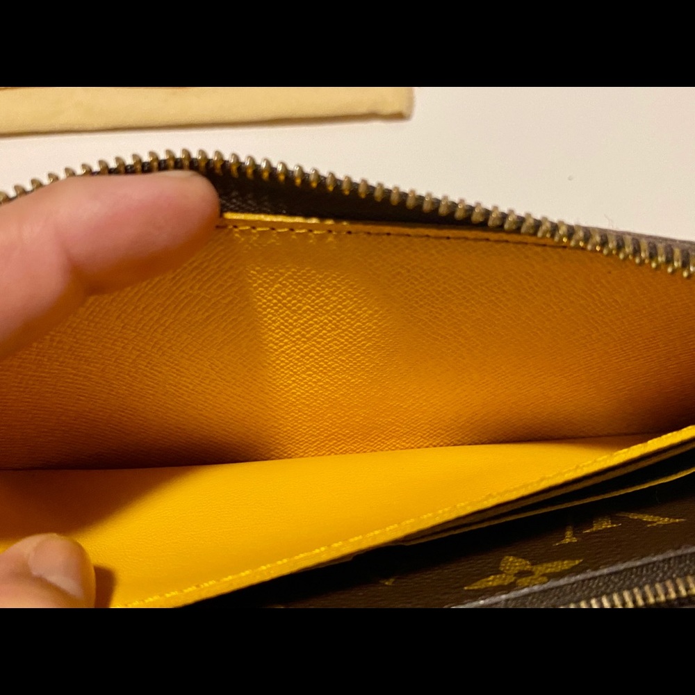 Authentic lv - Picture 9 of 15